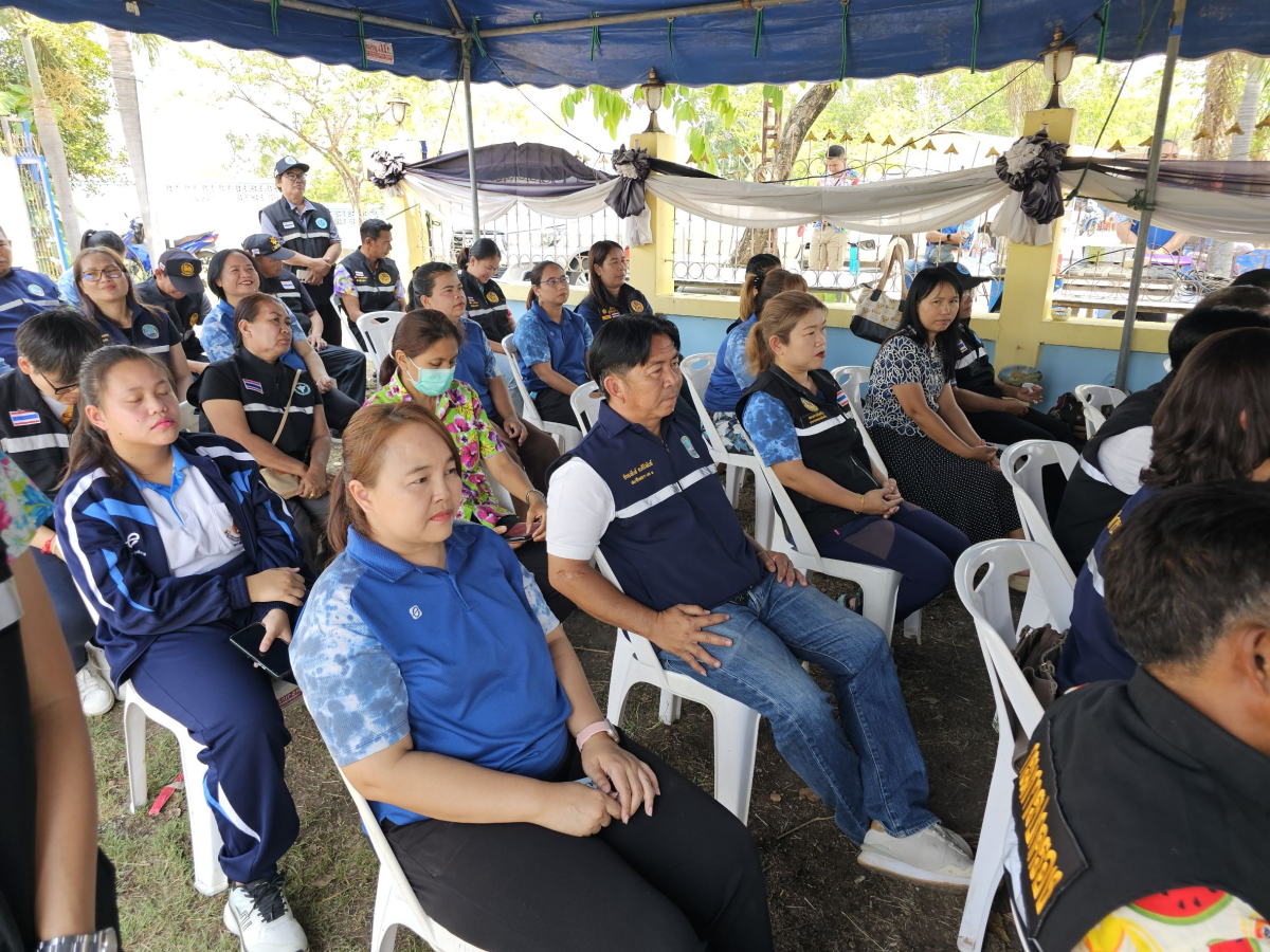 วันที่ 10 เมษายน 2569 นายสมภพ มุกดาสนิท นายอำเภอขามทะเลสอ เป็นประธานในพิธีเปิด จุดรวมบริการประชาชน เทศบาลตำบลพันดุง เทศกาลสงกรานต์ ประจำปีพ.ศ. 2569  ณ บริเวณหน้าสำนักงานเทศบาลตำบลพันดุง