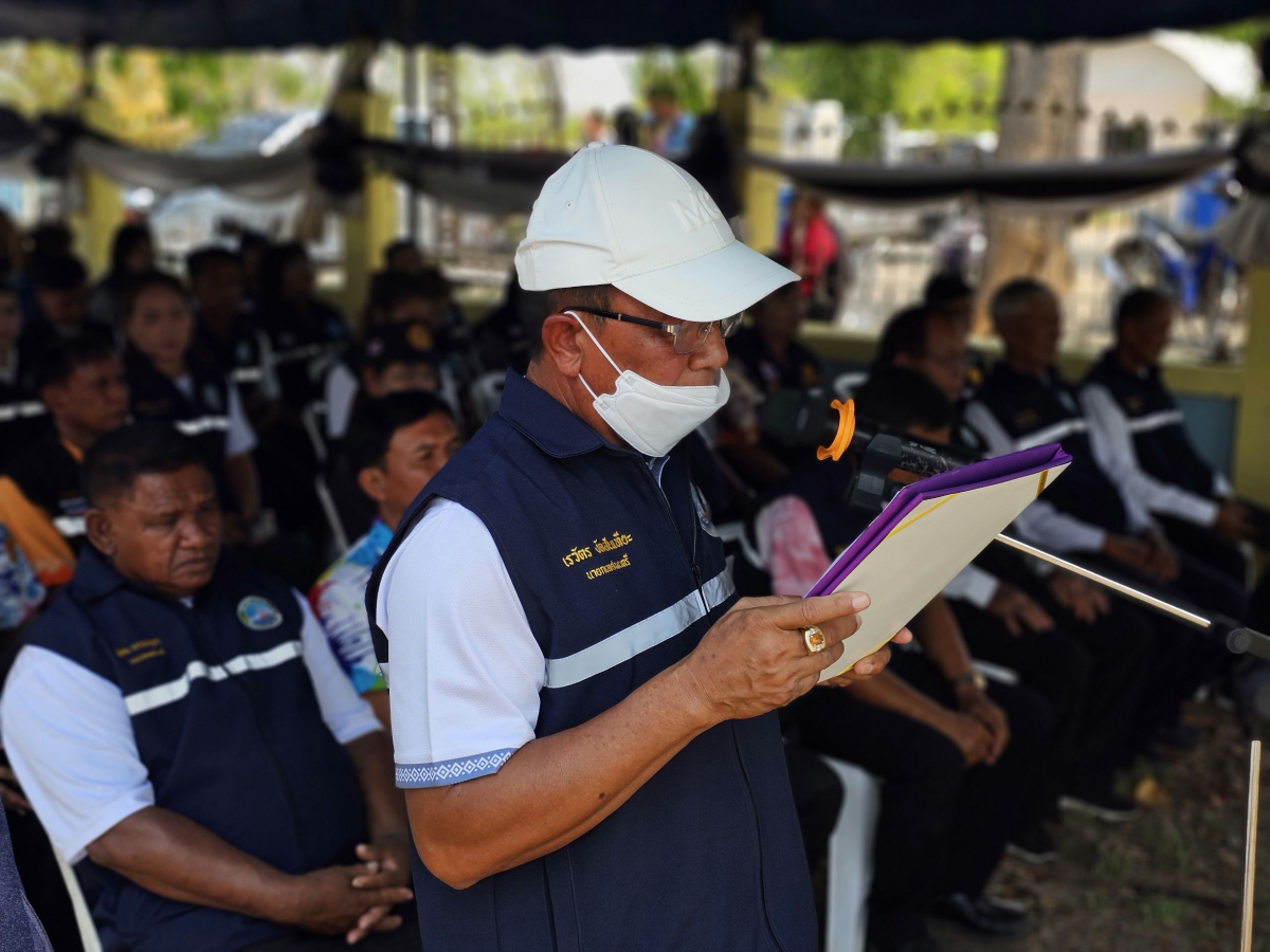 วันที่ 10 เมษายน 2569 นายสมภพ มุกดาสนิท นายอำเภอขามทะเลสอ เป็นประธานในพิธีเปิด จุดรวมบริการประชาชน เทศบาลตำบลพันดุง เทศกาลสงกรานต์ ประจำปีพ.ศ. 2569  ณ บริเวณหน้าสำนักงานเทศบาลตำบลพันดุง