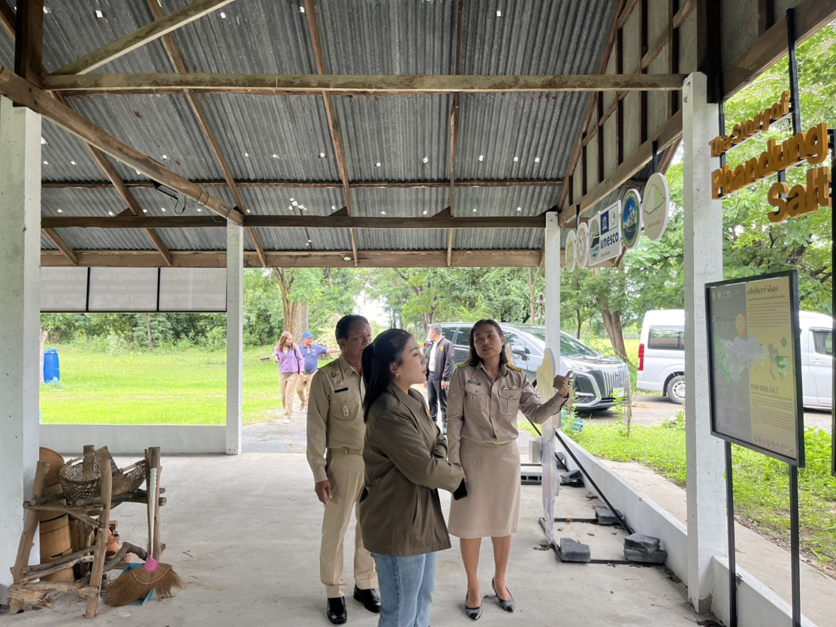เทศบาลตำบลพันดุงให้การต้อนรับคณะสมาชิกสภาผู้แทนราษฎรและคณะกรรมาธิการการท่องเที่ยว ลงพื้นที่ตรวจเยี่ยมและรับฟังข้อมูลด้านการท่องเที่ยวและการพัฒนาพื้นที่